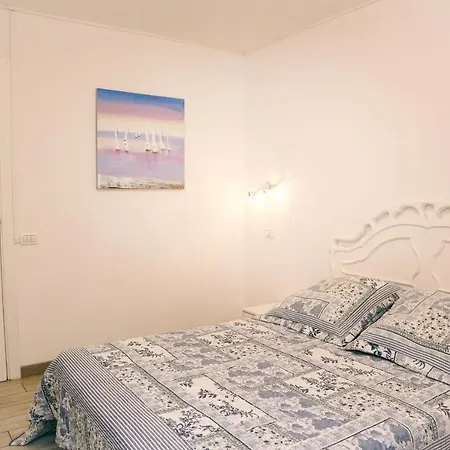 Europa 2 Apartmán *